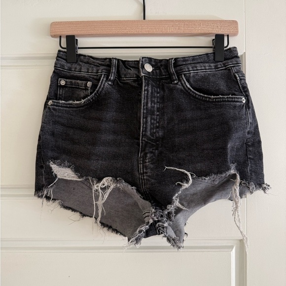 Zara Pants - Zara Black Denim High Waisted Shorts Size 6